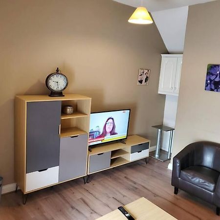Apt. 2 - Town Centre Apartment Bagenalstown 외부 사진