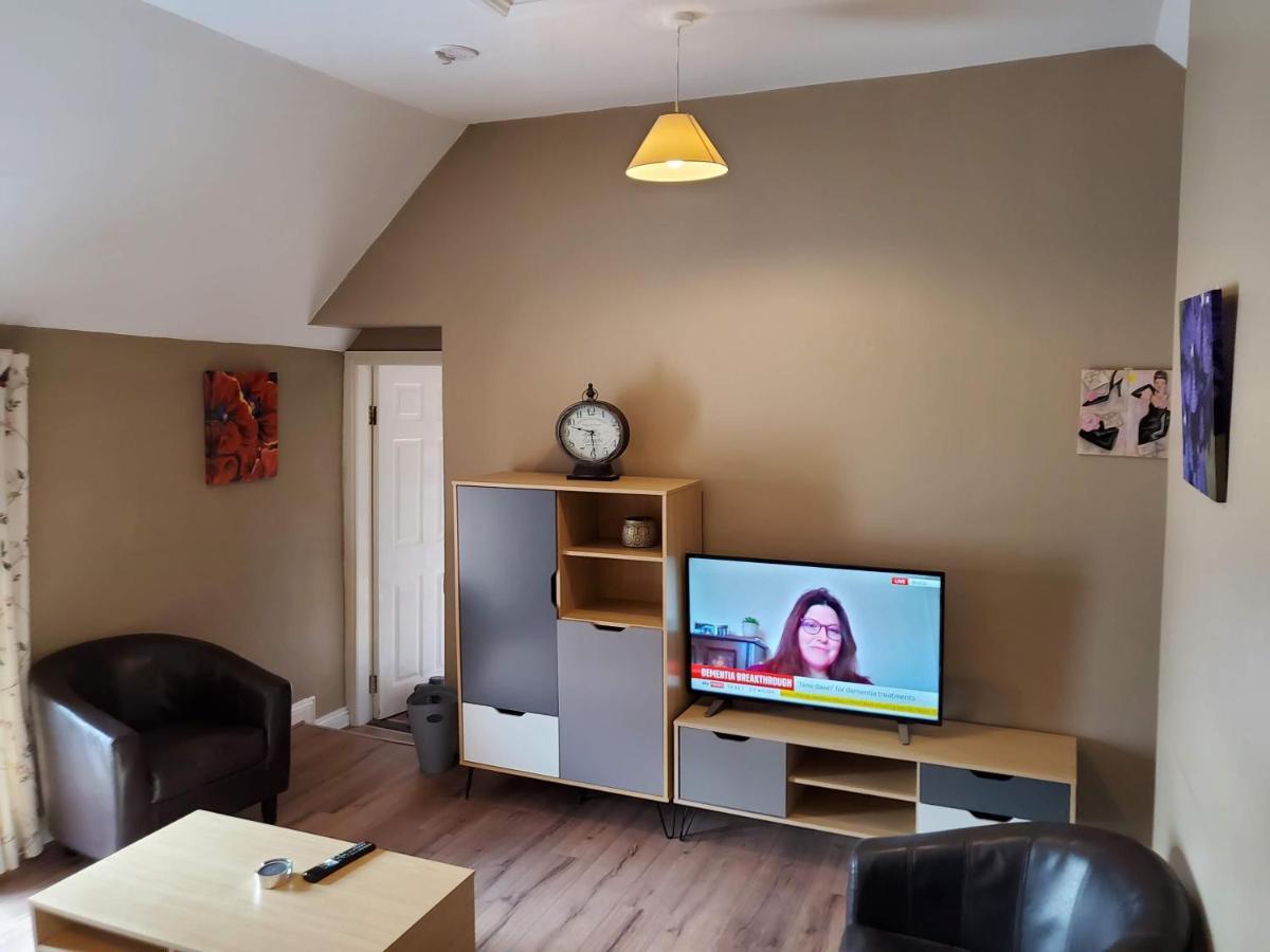 Apt. 2 - Town Centre Apartment Bagenalstown 외부 사진